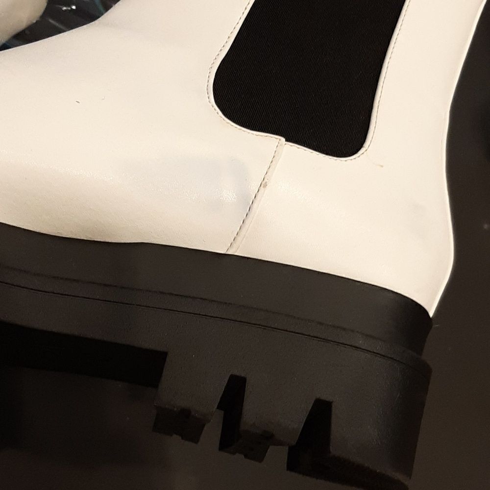 Men's White Chelsea Boots with Black Lug Sole - Picture 9 of 9